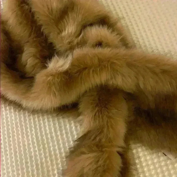 Scarf - Picture 4 of 5